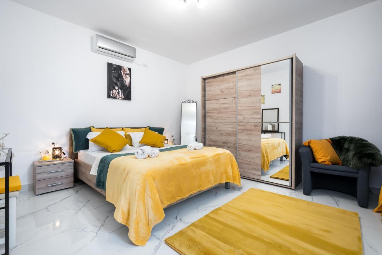 Monza Apartment-Ultracentral Bukarest Exteriör bild